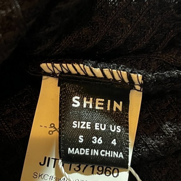 Shein Black V Neck Crop Top / Size S / NWT‎ - Picture 12 of 12